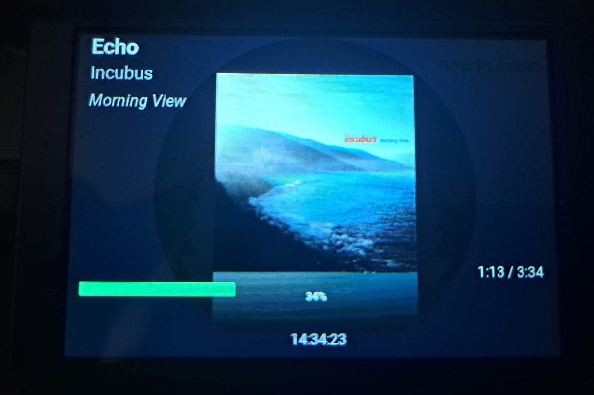 Spotify visualization on a small LCD screen